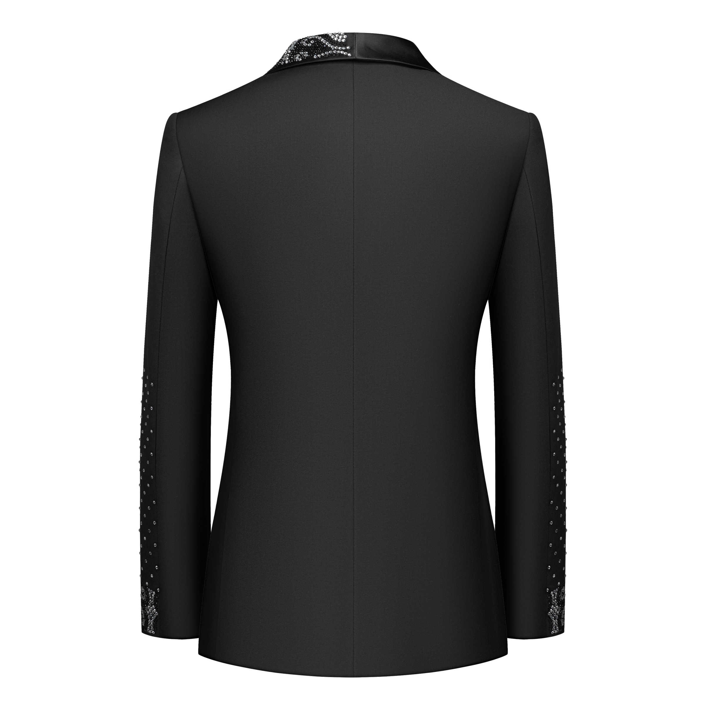 Immagine reale Abito da uomo C - Men'S Grooming Pictures recensione e prezzo