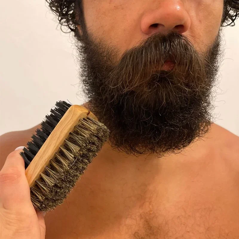 Spazzola per barba con manico  - Men'S Grooming Oil recensione e prezzo