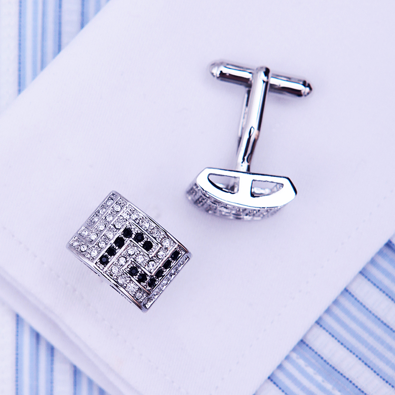 Gemelli in Cristallo KFLK di A - Men'S Grooming Brands recensione e prezzo